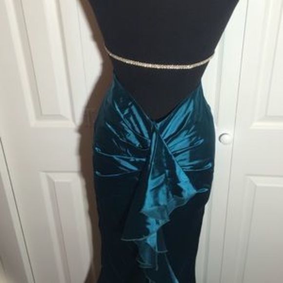 Formal Prom Dress - Picture 4 of 5